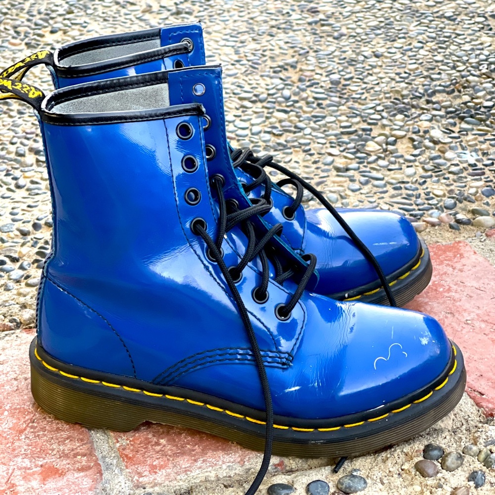 dr martens blue shoes